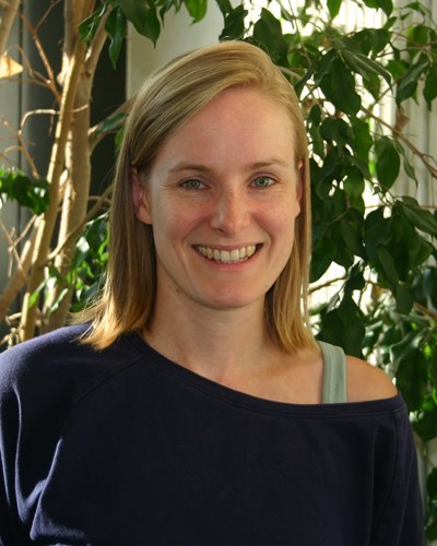 Maria Embgenbroich_400x500.jpg