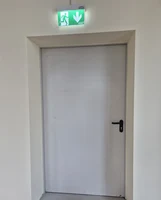 15 Wegelerstr. 10 1. OG Kleiner Hörsaal Raum 1.003 Notausgang.webp