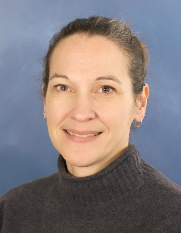 Julia Schulz_DSC2678_Crop2345.jpg